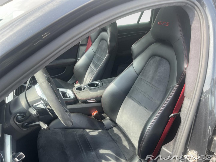 Porsche Panamera GTS 2019