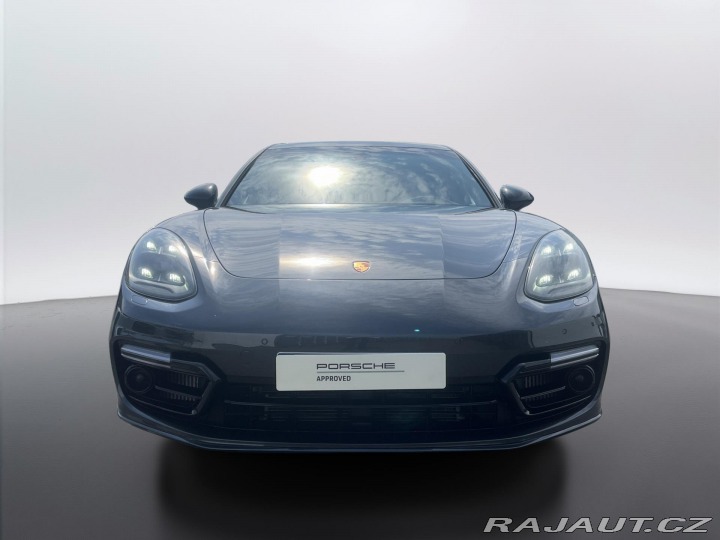 Porsche Panamera GTS 2019