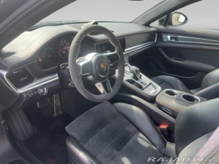 Porsche Panamera GTS 2019