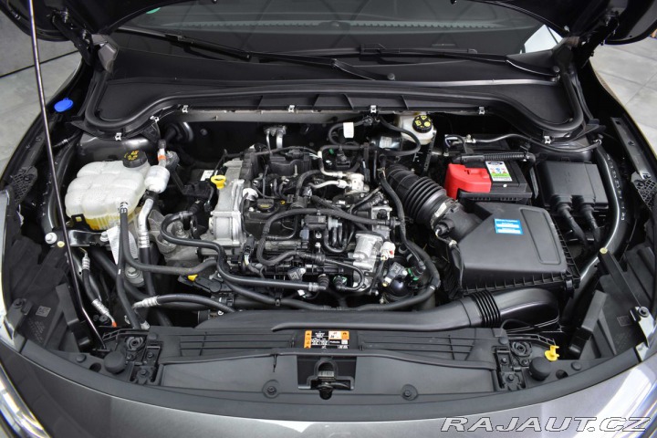 Ford Focus 1.0 EB 92kW ST-LINE*KAMER 2024