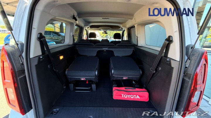 Toyota ProAce City Verso AT FAMILY 7S 2024