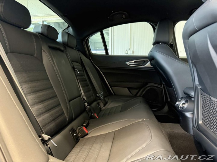 Alfa Romeo Giulia Veloce 2.2 JTDm 210k Q4 2026