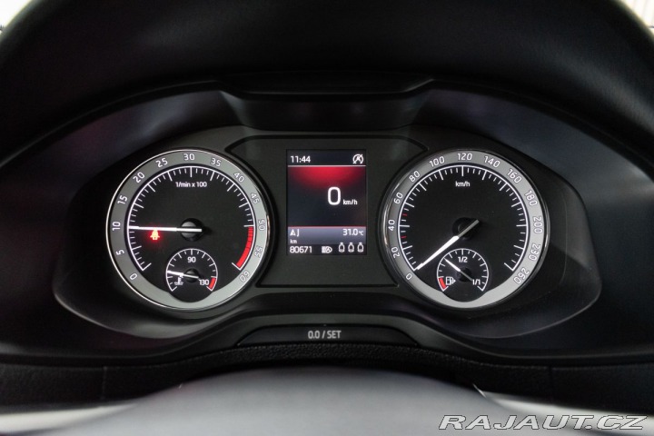 Škoda Karoq 1.6 TDI 85kW KAMERA*KESSY 2028