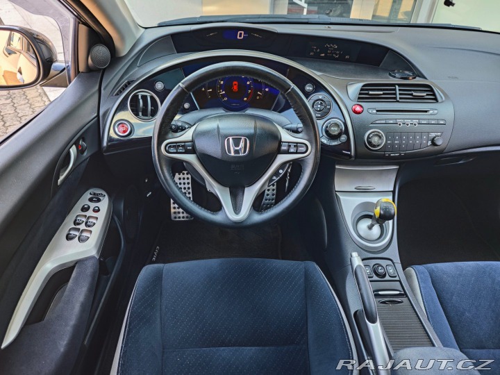 Honda Civic 1.8 i-VTEC Executive Pano 2007