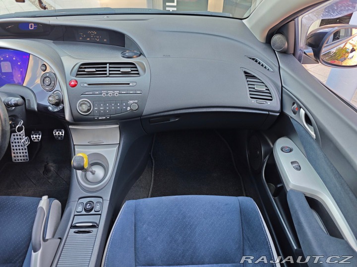 Honda Civic 1.8 i-VTEC Executive REZE 2007