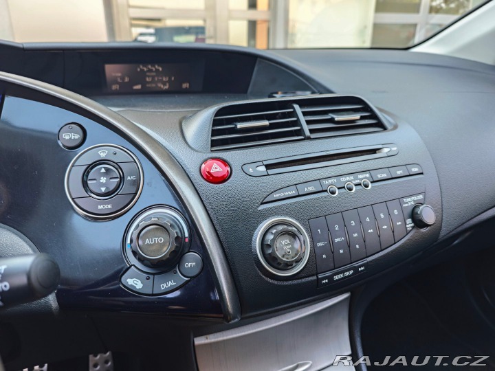 Honda Civic 1.8 i-VTEC Executive REZE 2007