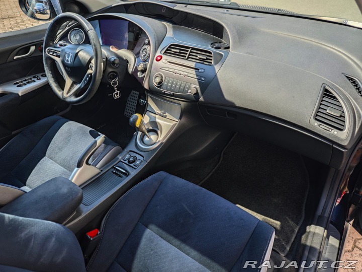Honda Civic 1.8 i-VTEC Executive REZE 2007