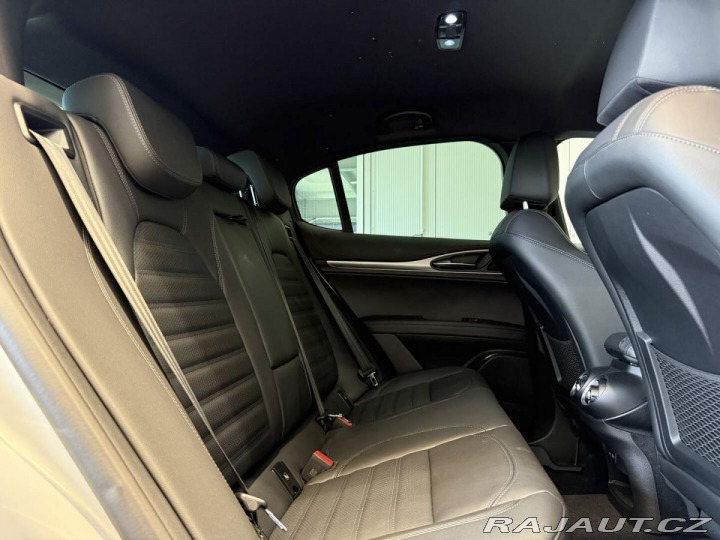 Alfa Romeo Stelvio Veloce 2.2 JTDm 210k Q4 2026