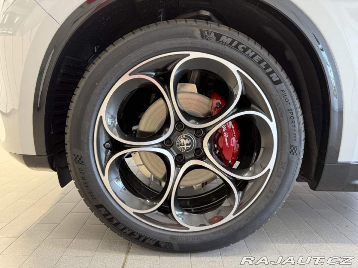 Alfa Romeo Stelvio Veloce 2.2 JTDm 210k Q4 2026