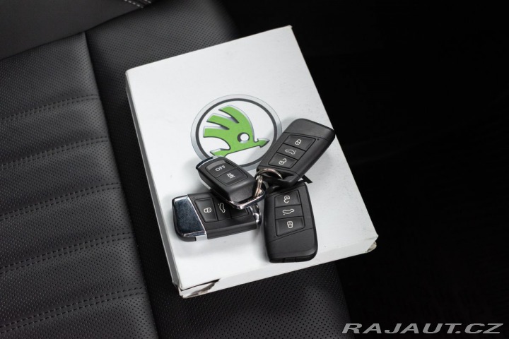 Škoda Superb TDI 147kW 4x4*L&K*WEB 2023