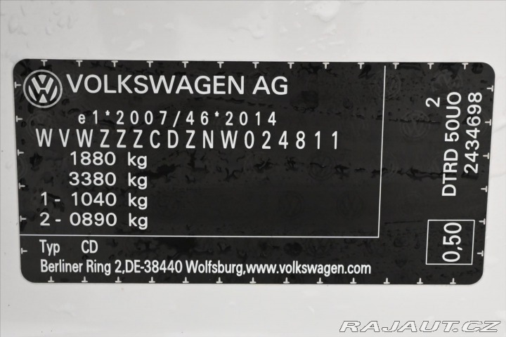 Volkswagen Golf 2,0 TDI 85kW Life Záruka 2022