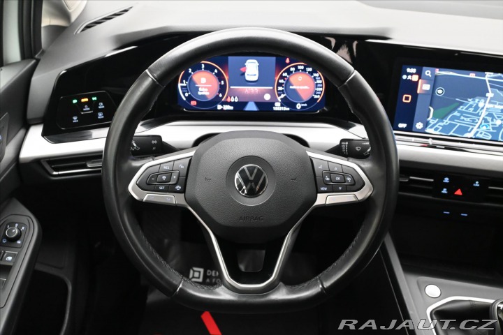 Volkswagen Golf 2,0 TDI 85kW Life Záruka 2022