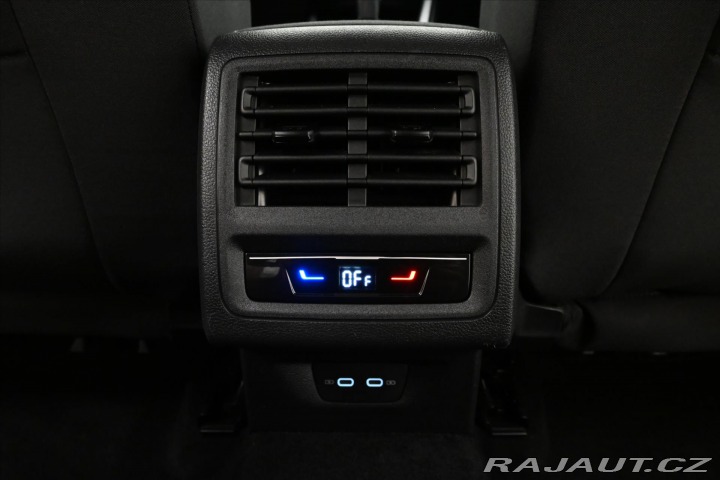 Volkswagen Golf 2,0 TDI 85kW Life Záruka 2022