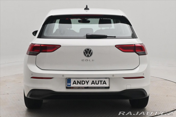 Volkswagen Golf 2,0 TDI 85kW Life Záruka 2022