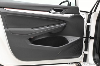 Volkswagen Golf 2,0 TDI 85 kW Life Záruka 2022