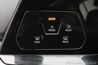 Volkswagen Golf 2,0 TDI 85 kW Life Záruka 2022