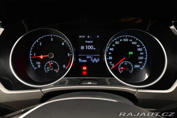 Volkswagen Touran 2,0 TDI 110KW DSG 7míst Z 2022