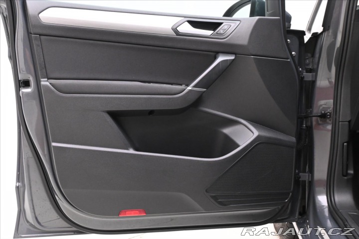 Volkswagen Touran 2,0 TDI 110KW DSG 7míst Z 2022