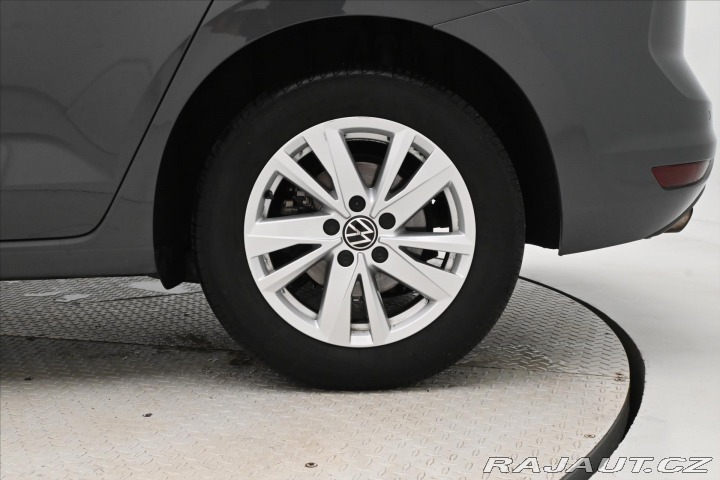 Volkswagen Touran 2,0 TDI 110KW DSG 7míst Z 2022