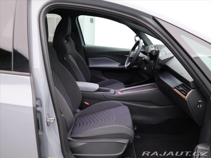 Cupra Born 62kWh 170kW SOH 94,6% DPH 2022