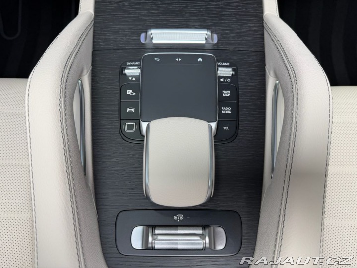 Mercedes-Benz Ostatní modely 450d 4M AMG, PANORAMA, BU 2026