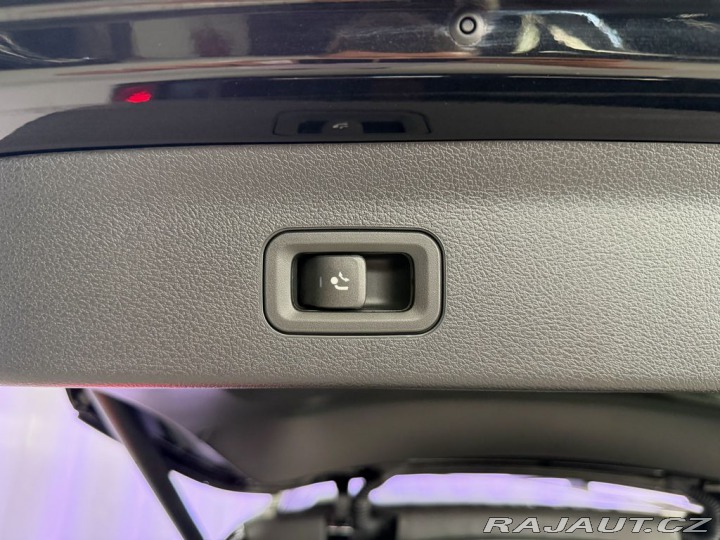 Mercedes-Benz Ostatní modely 450d 4M AMG, PANORAMA, BU 2026