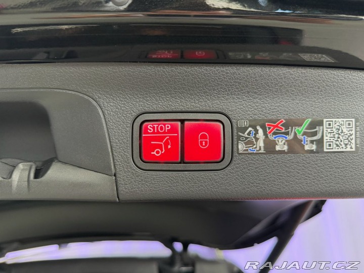 Mercedes-Benz Ostatní modely 450d 4M AMG, PANORAMA, BU 2026