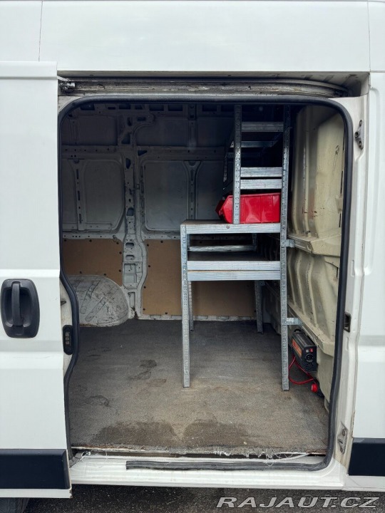 Peugeot Boxer 2,2 HDi, L1H2, rok 2012 2012