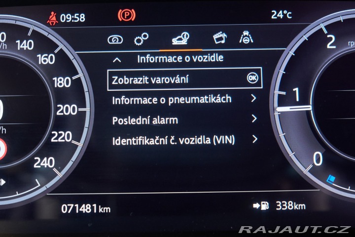 Land Rover Discovery Sport 2021
