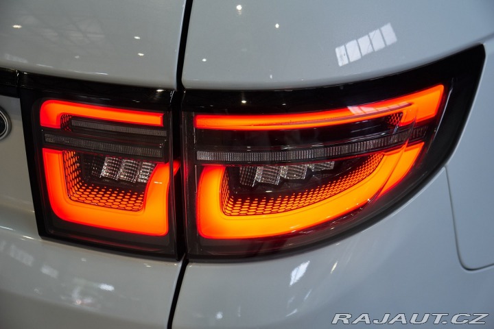 Land Rover Discovery Sport 2021