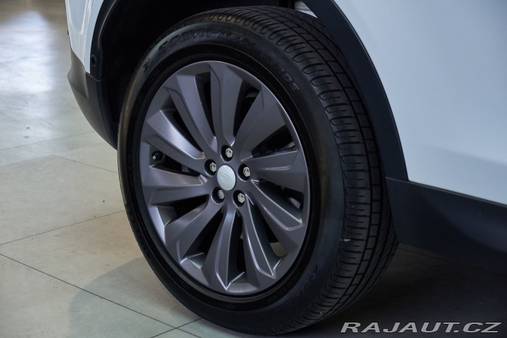 Land Rover Discovery Sport 2021