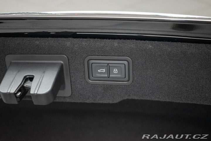 Audi A8 55 TFSI*REZERVACE* 2022