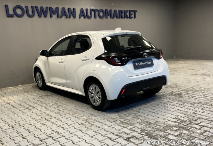 Toyota Yaris ACTIVE 2022