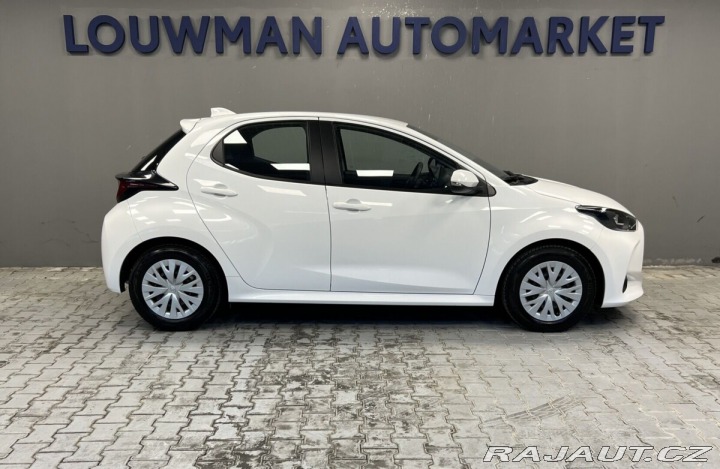 Toyota Yaris ACTIVE 2022
