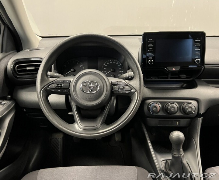 Toyota Yaris ACTIVE 2022