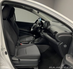 Toyota Yaris ACTIVE 2022