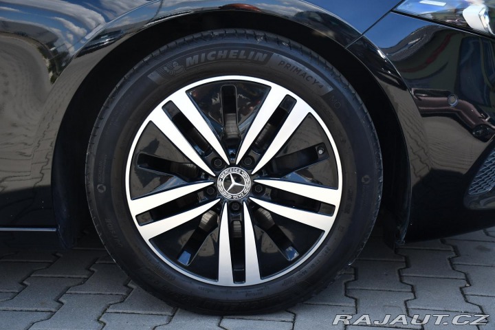 Mercedes-Benz A A180 NTOP ČR REZERVACE 2022