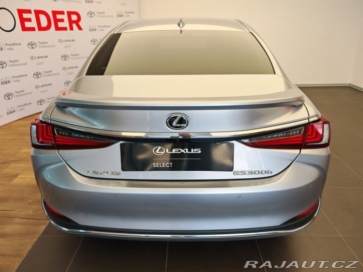 Lexus Ostatní modely ES 300h 300h Luxury 2023