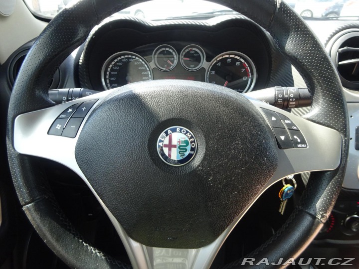 Alfa Romeo MiTo 1.4i 70kW KLIMA 2009