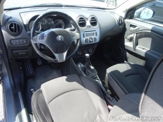 Alfa Romeo MiTo 1.4i 70kW KLIMA 2009
