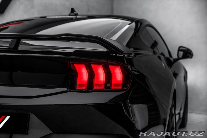 Ford Mustang 5.0 V8 manuál!!! 2024