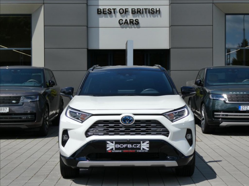 Toyota RAV4 2,5 Hybrid,1.maj,ČR,tažné