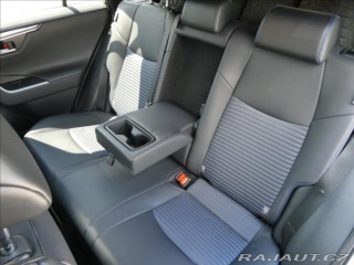 Toyota RAV4 2,5 Hybrid,1.maj,ČR,tažné 2021