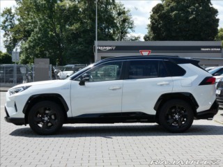 Toyota RAV4 2,5 Hybrid,1.maj,ČR,tažné 2021