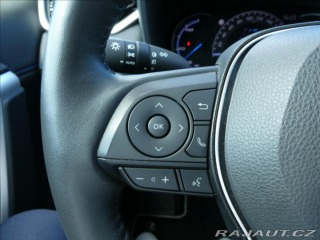 Toyota RAV4 2,5 Hybrid,1.maj,ČR,tažné 2021