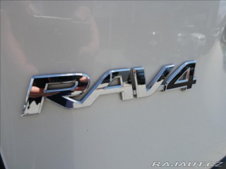 Toyota RAV4 2,5 Hybrid,1.maj,ČR,tažné 2021