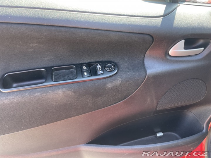 Peugeot 207 1,4 i 54kw Klima ESP po S 2012
