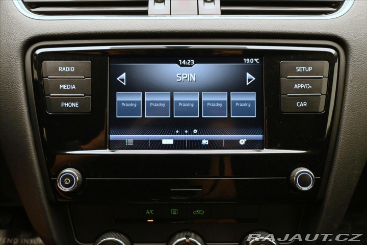 Škoda Octavia 1,6 TDI 85kW Ambition Zár 2020