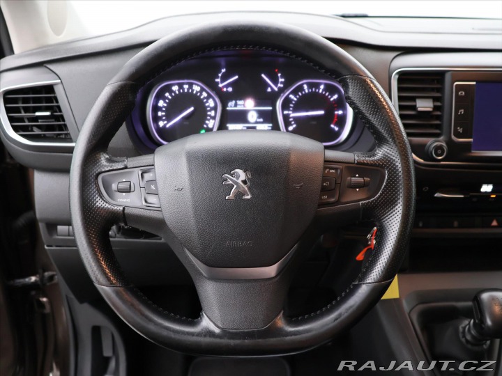 Peugeot Traveller 2,0 BlueHDi 110kW Aut.kli 2016