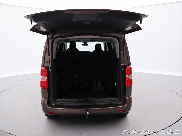 Peugeot Traveller 2,0 BlueHDi 110kW Aut.kli 2016
